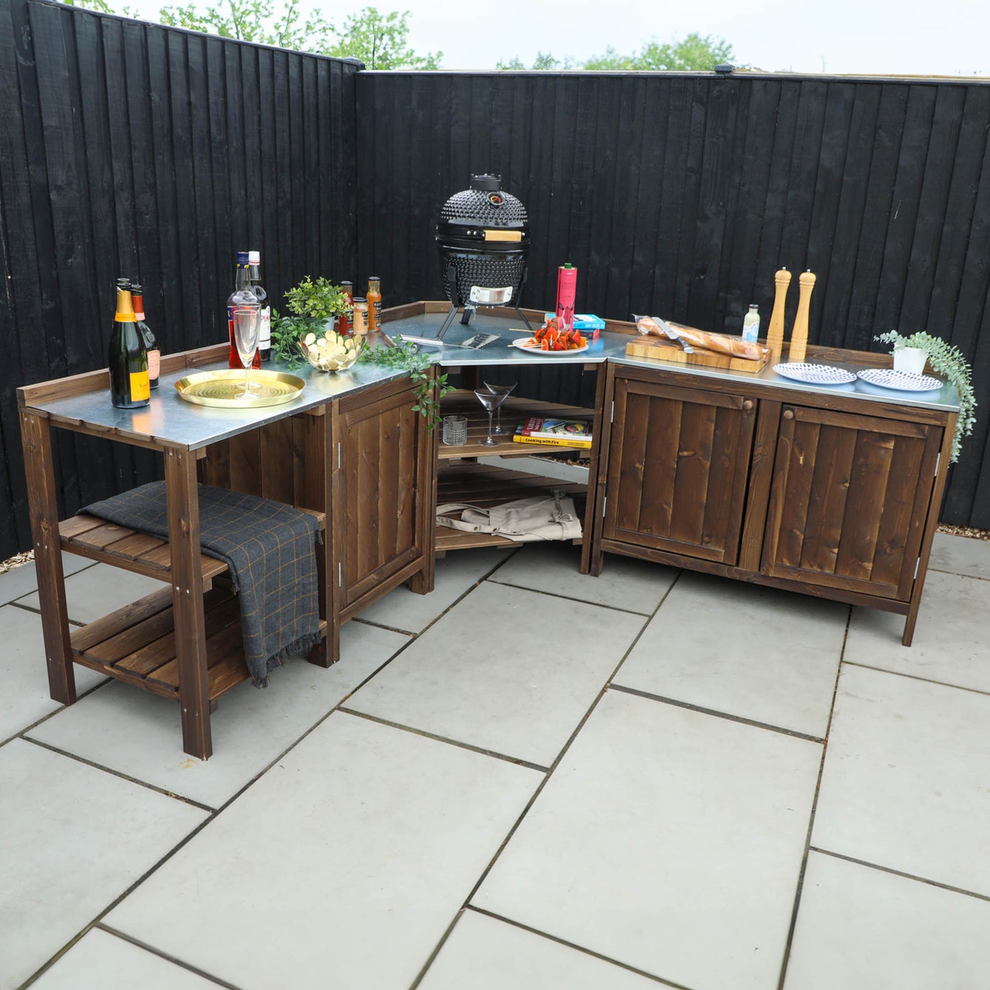 Trent Outdoor Kitchen